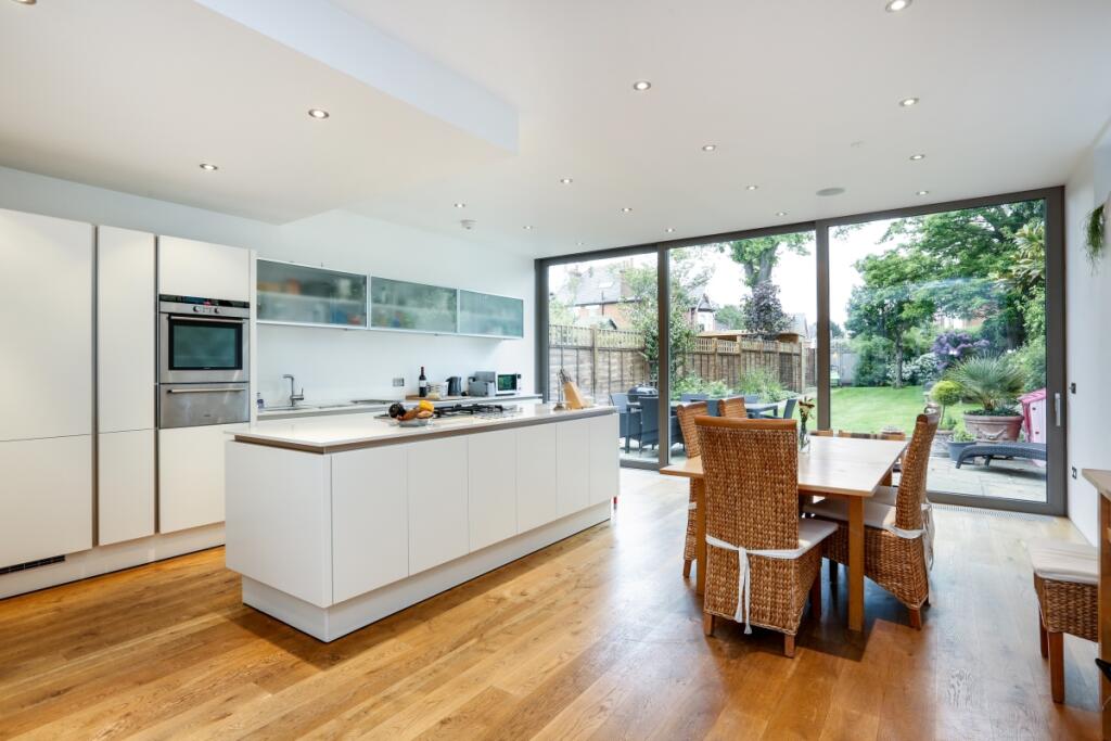 3 bed Semi Detached for rent in Kingston upon Thames. From Hamptons - Kingston