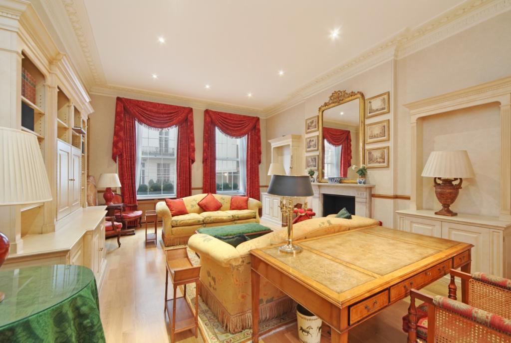 4 bed Apartment for rent in Chelsea. From Hamptons International Sales - Kingston