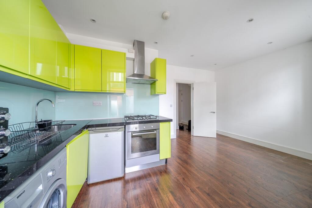 1 bed Apartment for rent in Hornsey. From Hamptons - Muswell Hill