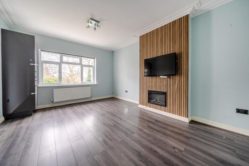 1 bed 1st Floor Flat for rent in Hornsey. From Hamptons - Muswell Hill 1 bed 1st Floor Flat for rent in Hornsey. From Hamptons - Muswell Hill