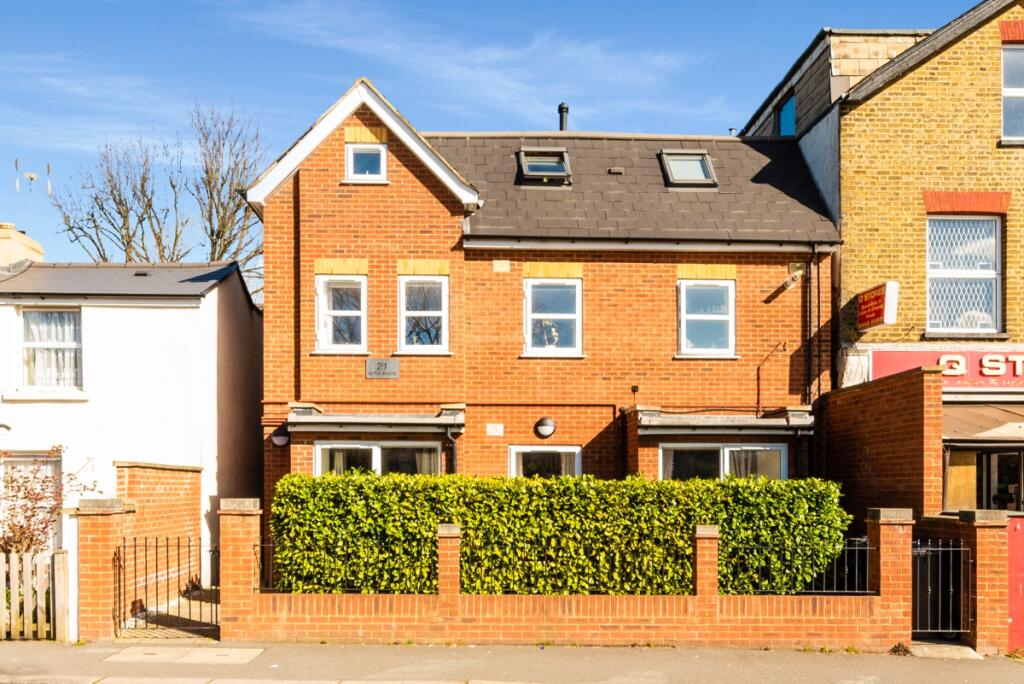 2 bed Apartment for rent in Friern Barnet. From Hamptons - Muswell Hill