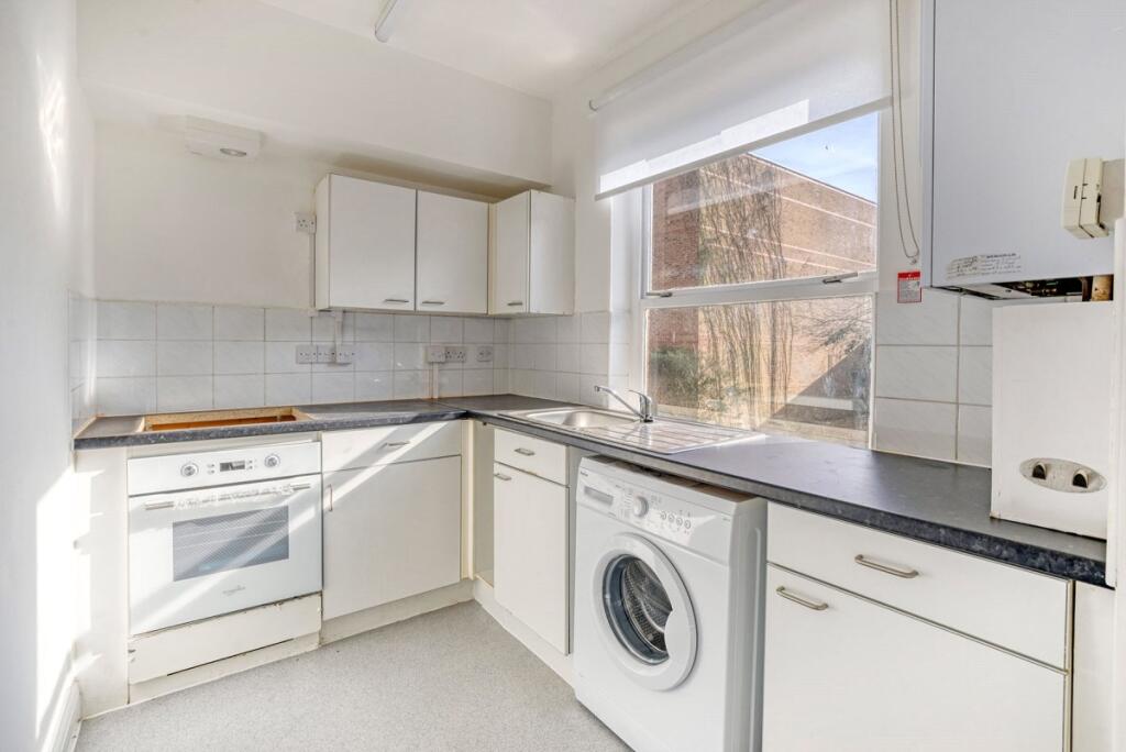1 bed Apartment for rent in Hornsey. From Hamptons - Muswell Hill