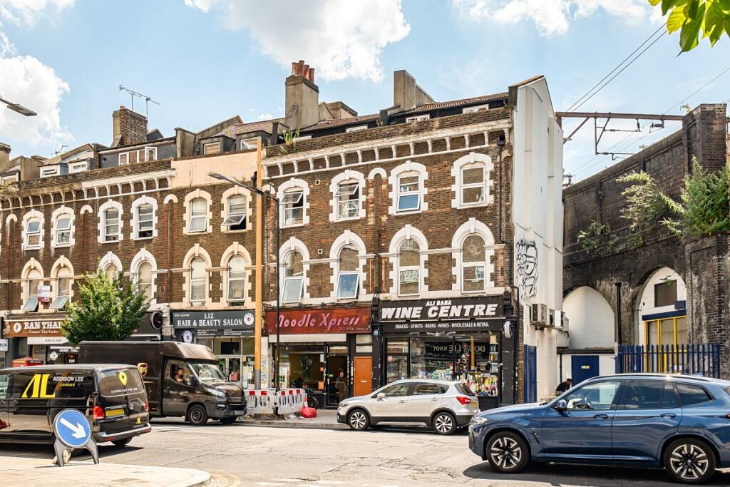 1 bed 1st Floor Flat for rent in Hackney. From Hamptons - Muswell Hill 1 bed 1st Floor Flat for rent in Hackney. From Hamptons - Muswell Hill