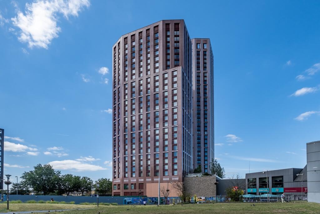 4 bed Apartment for rent in Walthamstow. From Hamptons - Muswell Hill