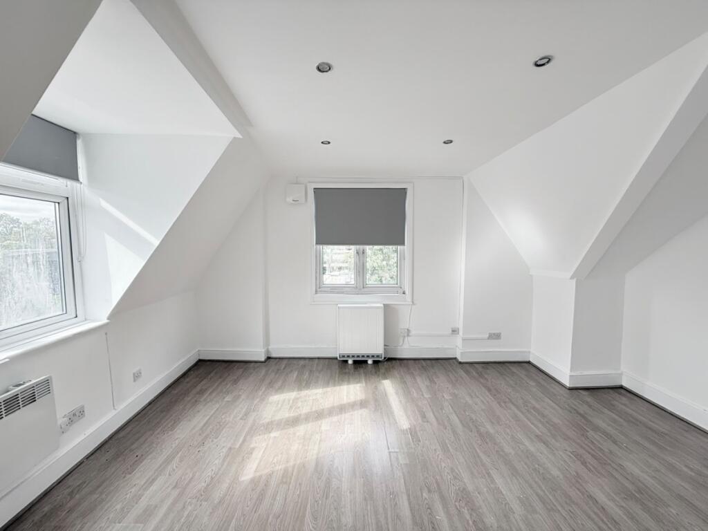 2 bed 1st Floor Flat for rent in Hornsey. From Hamptons - Muswell Hill 2 bed 1st Floor Flat for rent in Hornsey. From Hamptons - Muswell Hill