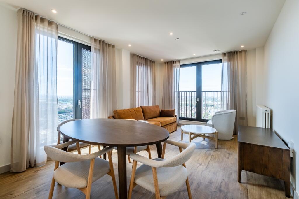 2 bed Apartment for rent in Walthamstow. From Hamptons - Muswell Hill