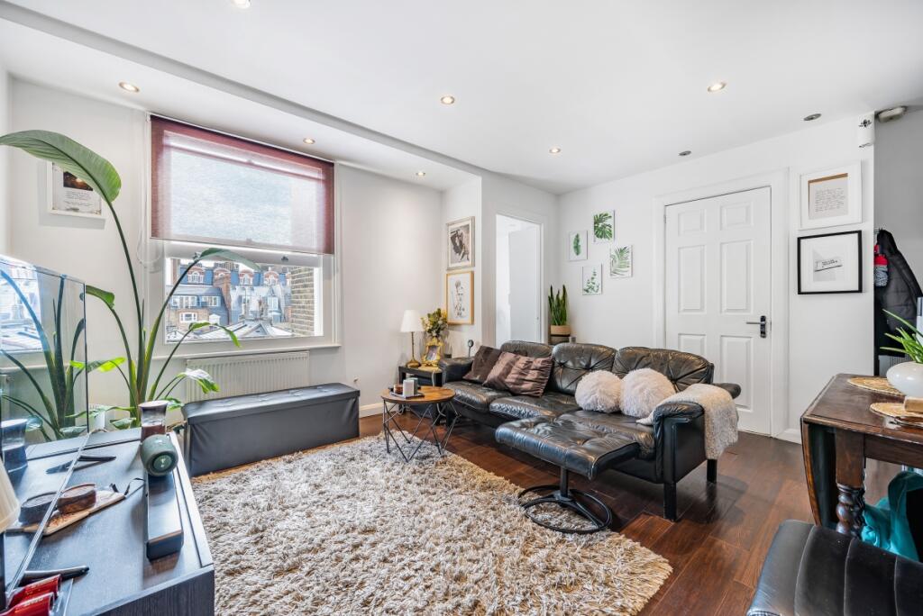 1 bed 1st Floor Flat for rent in Paddington. From Hamptons - Notting Hill