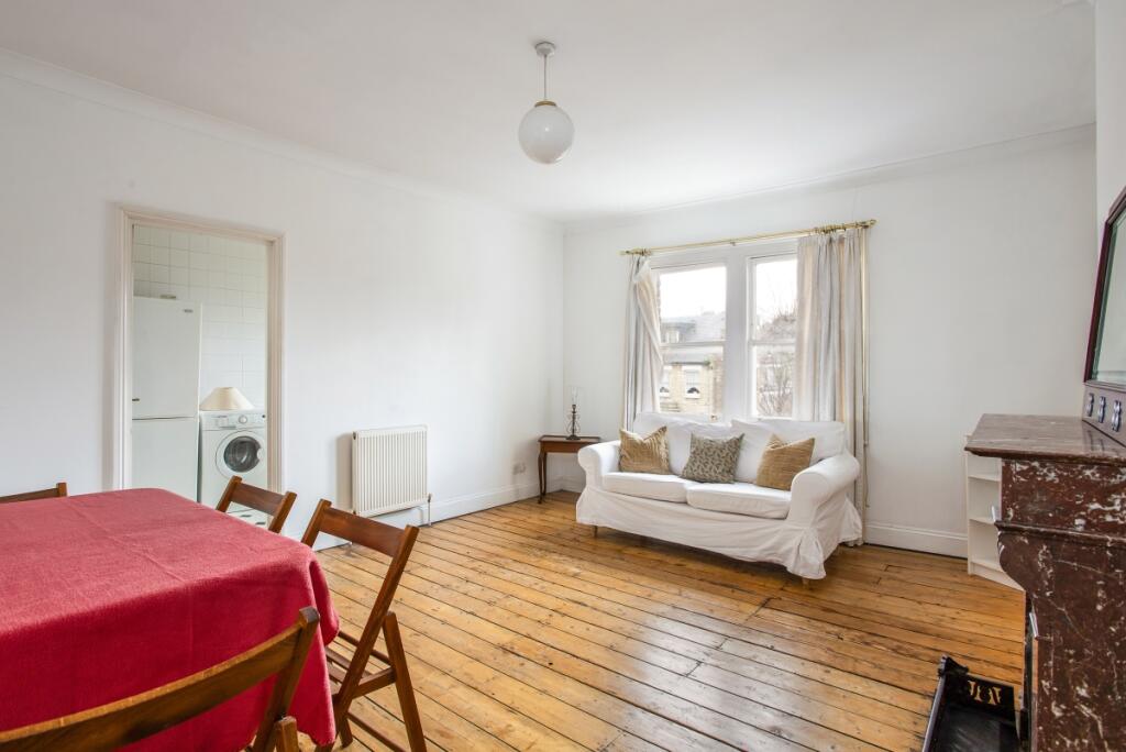 1 bed 1st Floor Flat for rent in Willesden. From Hamptons - Notting Hill 1 bed 1st Floor Flat for rent in Willesden. From Hamptons - Notting Hill