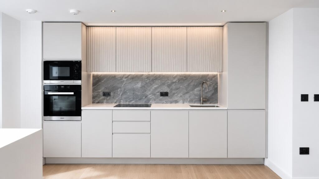 2 bed 1st Floor Flat for rent in Hammersmith. From Hamptons - Notting Hill
