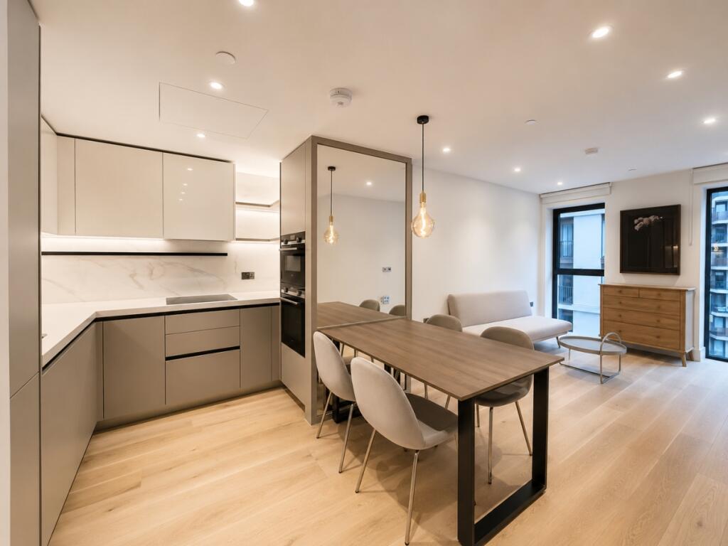 1 bed 1st Floor Flat for rent in . From Hamptons - Notting Hill