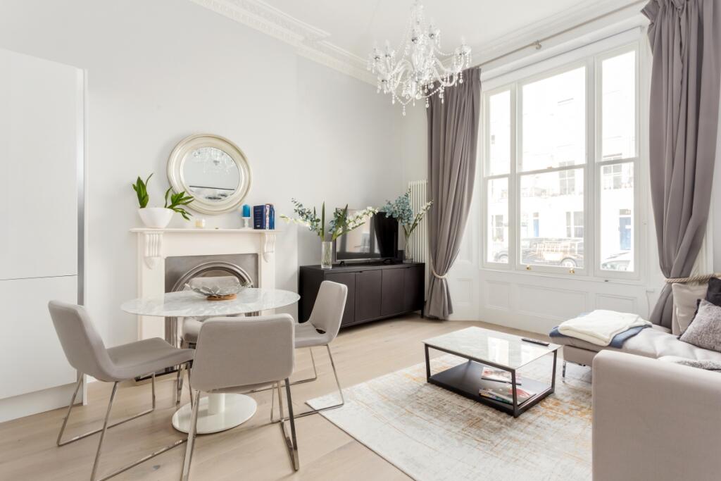 2 bed 1st Floor Flat for rent in Paddington. From Hamptons - Notting Hill