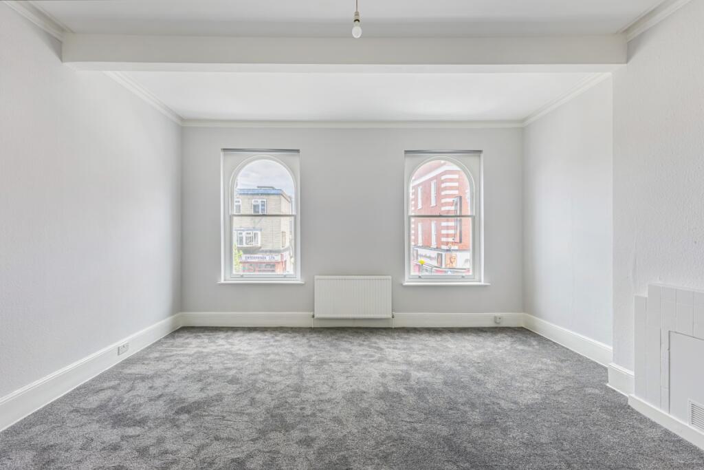 2 bed 1st Floor Flat for rent in Willesden. From Hamptons - Notting Hill 2 bed 1st Floor Flat for rent in Willesden. From Hamptons - Notting Hill