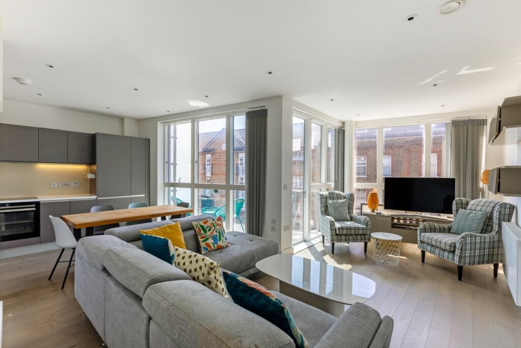 2 bed 1st Floor Flat for rent in Willesden. From Hamptons - Notting Hill 2 bed 1st Floor Flat for rent in Willesden. From Hamptons - Notting Hill