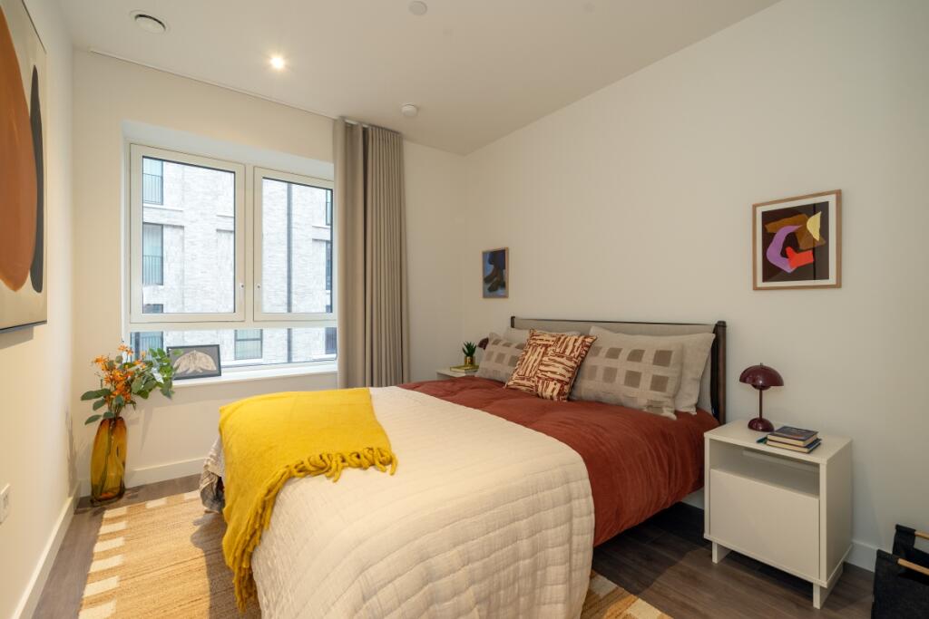 2 bed 1st Floor Flat for rent in Willesden. From Hamptons - Notting Hill 2 bed 1st Floor Flat for rent in Willesden. From Hamptons - Notting Hill
