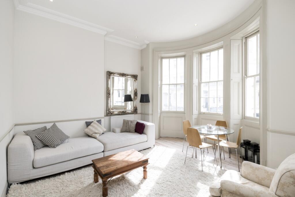 1 bed 1st Floor Flat for rent in Kensington. From Hamptons - Notting Hill