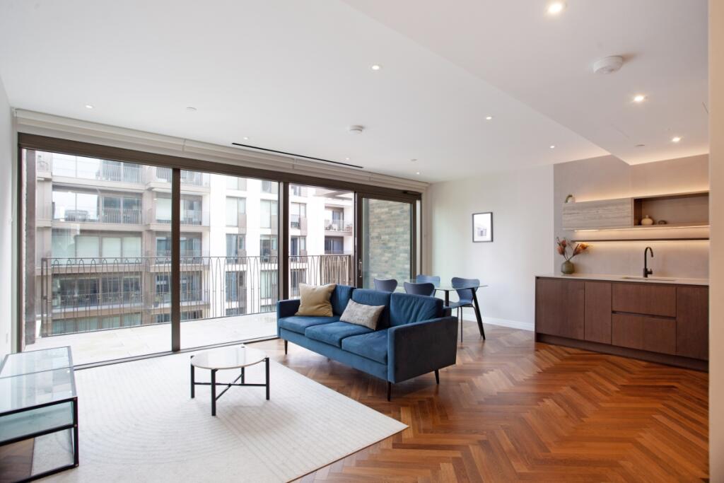 2 bed Apartment for rent in Fulham. From Hamptons International Sales - Parsons Green