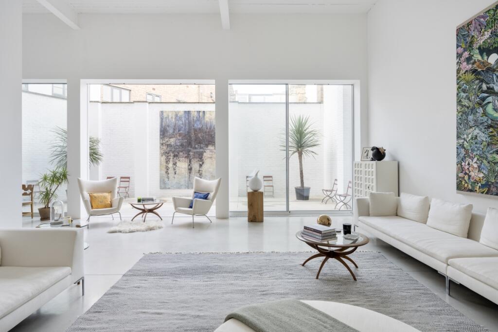 4 bed Detached for rent in Fulham. From Hamptons Sales - Parsons Green & Fulham