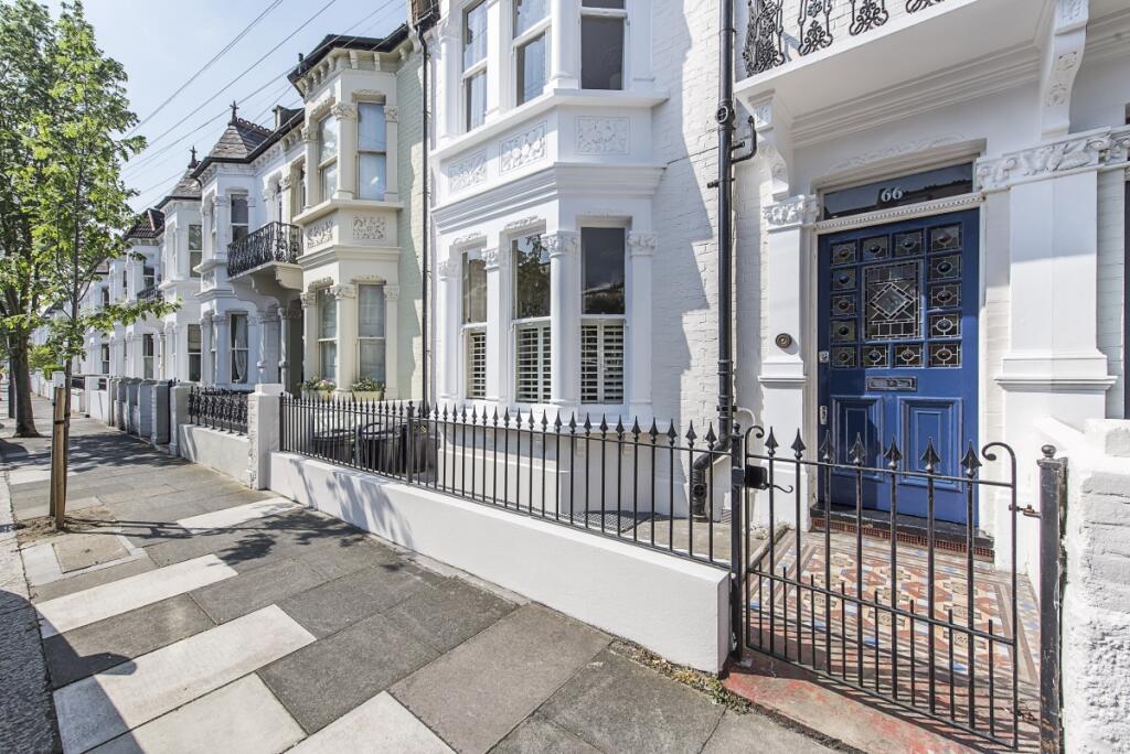 5 bed Mid Terraced House for rent in Fulham. From Hamptons Sales - Parsons Green & Fulham
