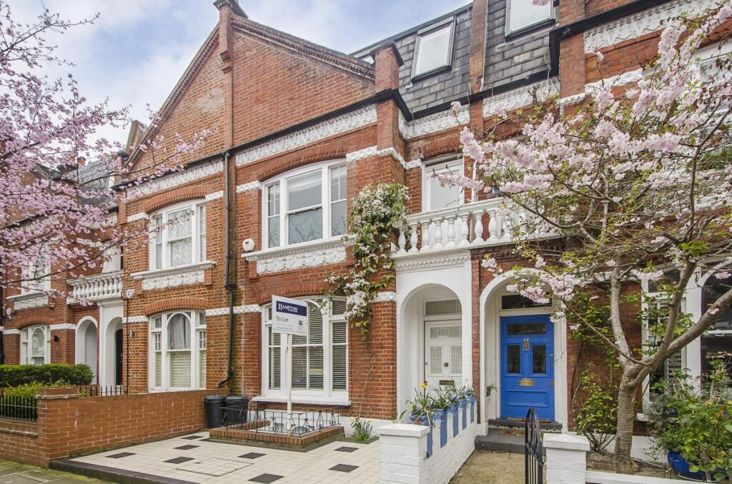 6 bed Mid Terraced House for rent in Fulham. From Hamptons Sales - Parsons Green & Fulham