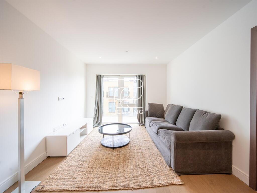 1 bed 1st Floor Flat for rent in Hammersmith. From Hamptons Sales - Parsons Green & Fulham 1 bed 1st Floor Flat for rent in Hammersmith. From Hamptons Sales - Parsons Green & Fulham