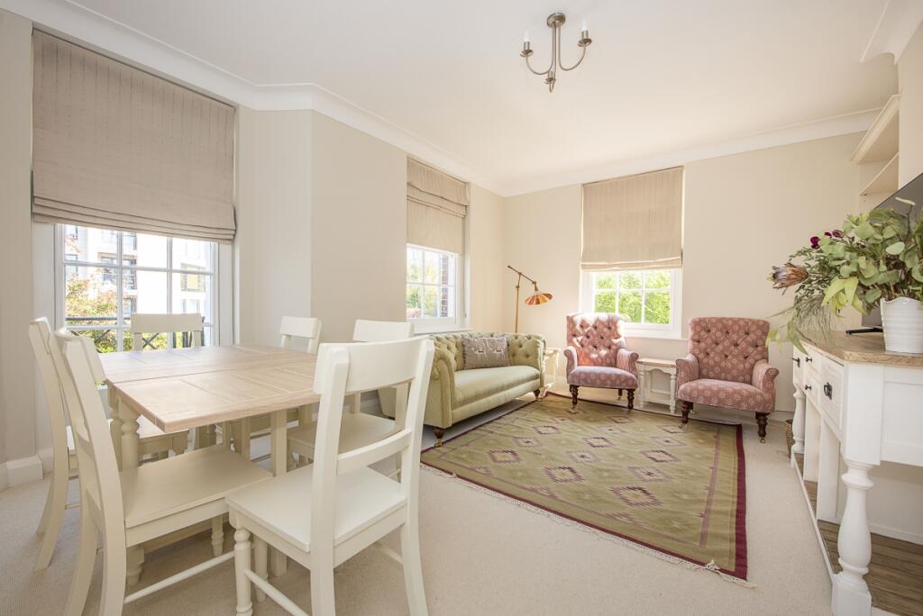 3 bed 1st Floor Flat for rent in Putney. From Hamptons - Putney