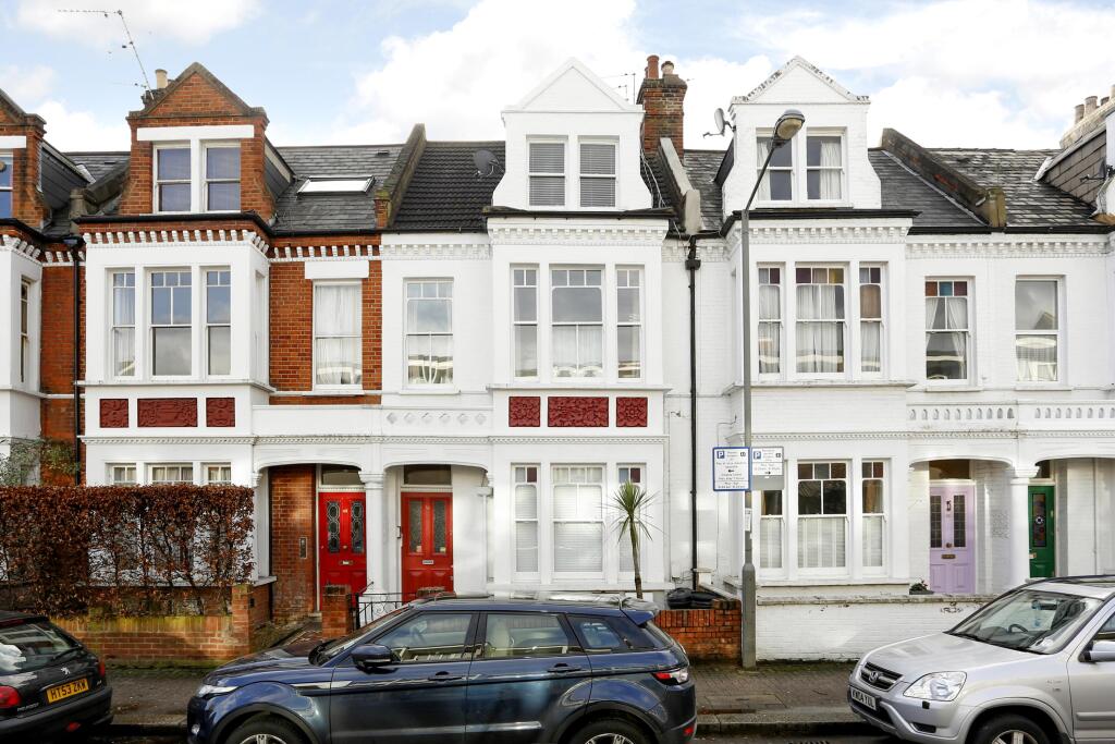 2 bed 1st Floor Flat for rent in Putney. From Hamptons - Putney 2 bed 1st Floor Flat for rent in Putney. From Hamptons - Putney