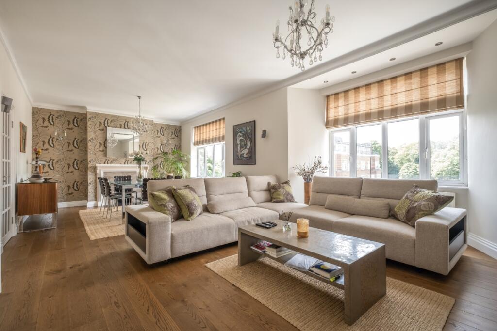 4 bed 1st Floor Flat for rent in Putney. From Hamptons - Putney
