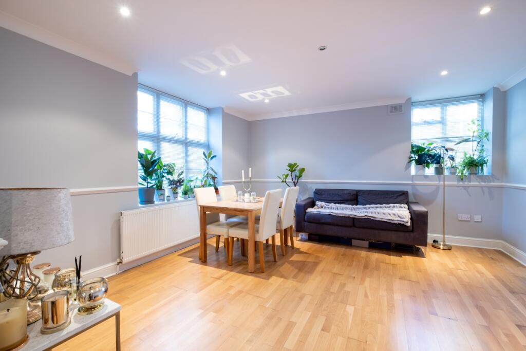 1 bed 1st Floor Flat for rent in Putney. From Hamptons - Putney