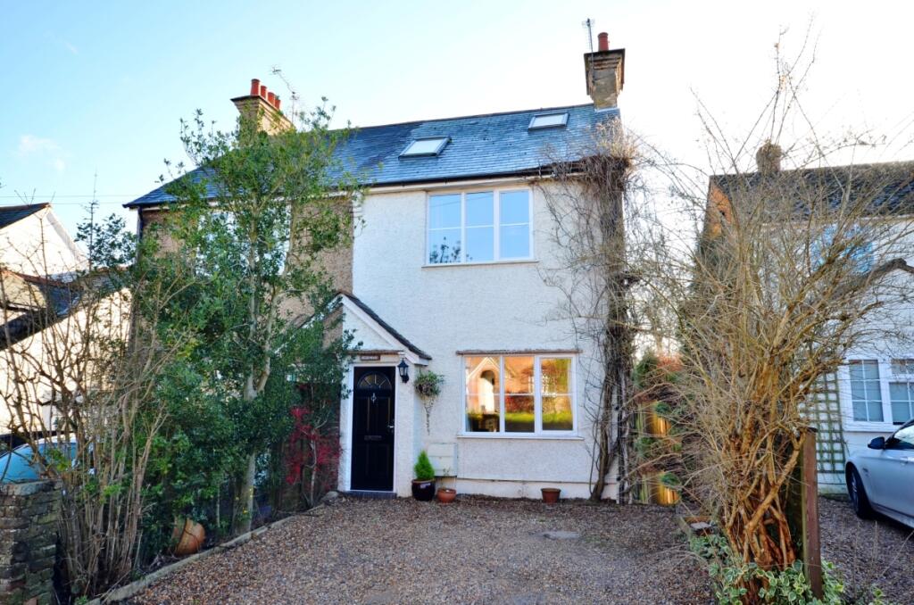 3 bed Semi Detached for rent in Chorleywood. From Hamptons Sales - Rickmansworth 3 bed Semi Detached for rent in Chorleywood. From Hamptons Sales - Rickmansworth