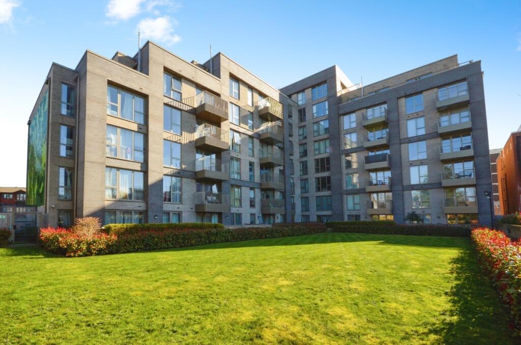 1 bed 1st Floor Flat for rent in Watford. From Hamptons Sales - Rickmansworth 1 bed 1st Floor Flat for rent in Watford. From Hamptons Sales - Rickmansworth