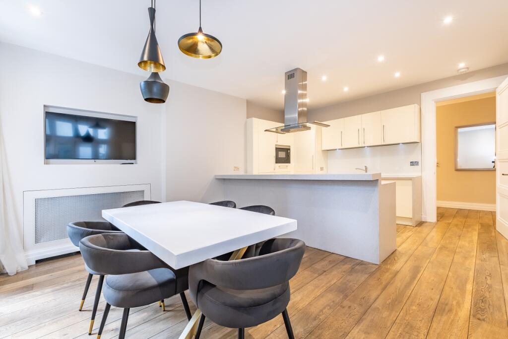 3 bed Apartment for rent in Paddington. From Hamptons - Sloane Square