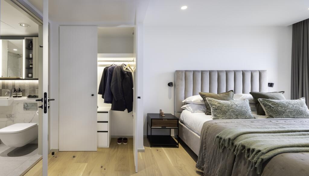 2 bed Apartment for rent in . From Hamptons - Sloane Square