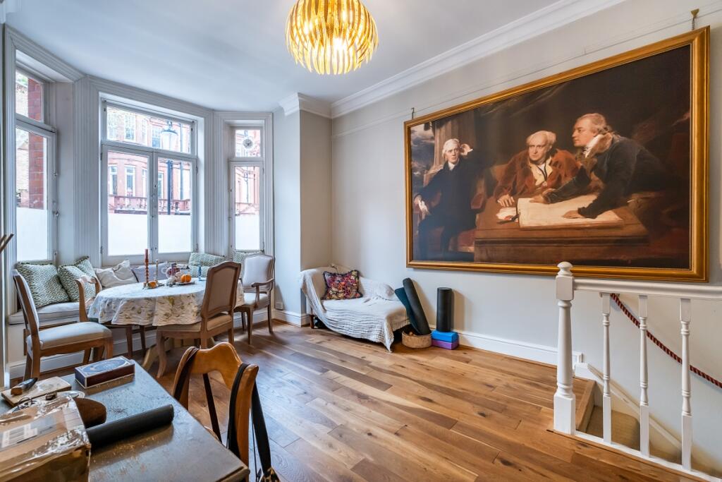 2 bed Duplex for rent in Chelsea. From Hamptons - Sloane Square