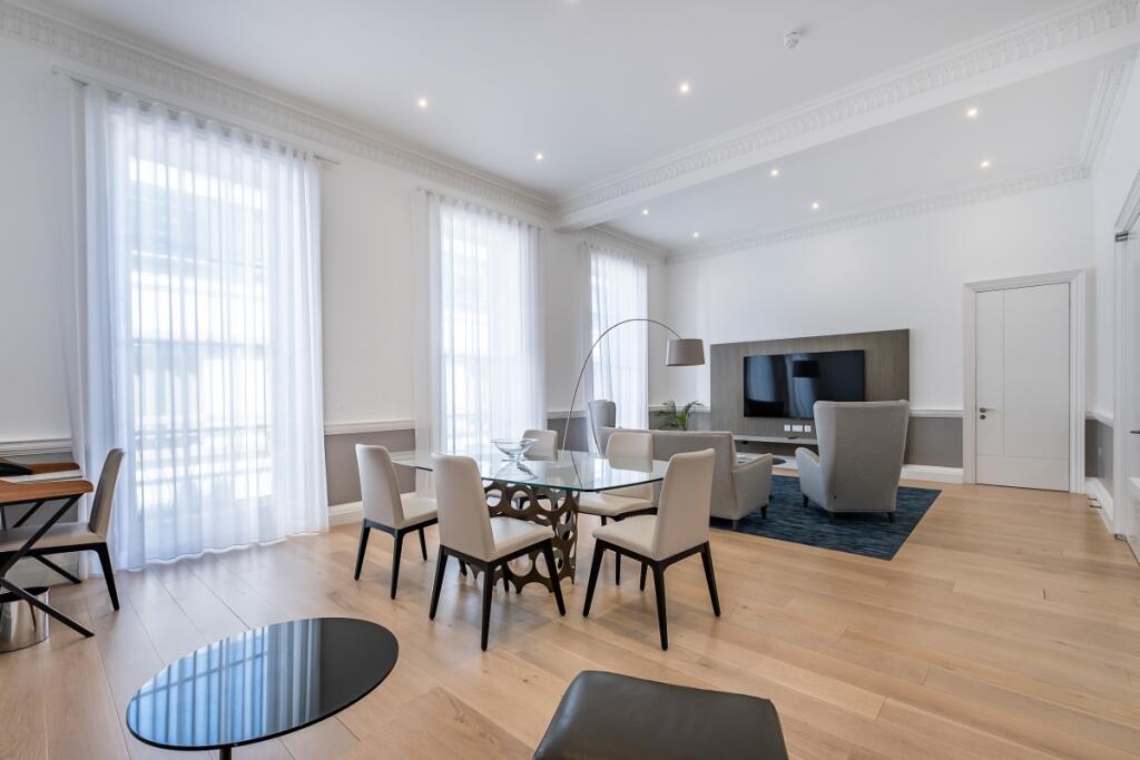 2 bed 1st Floor Flat for rent in Westminster. From Hamptons - Sloane Square