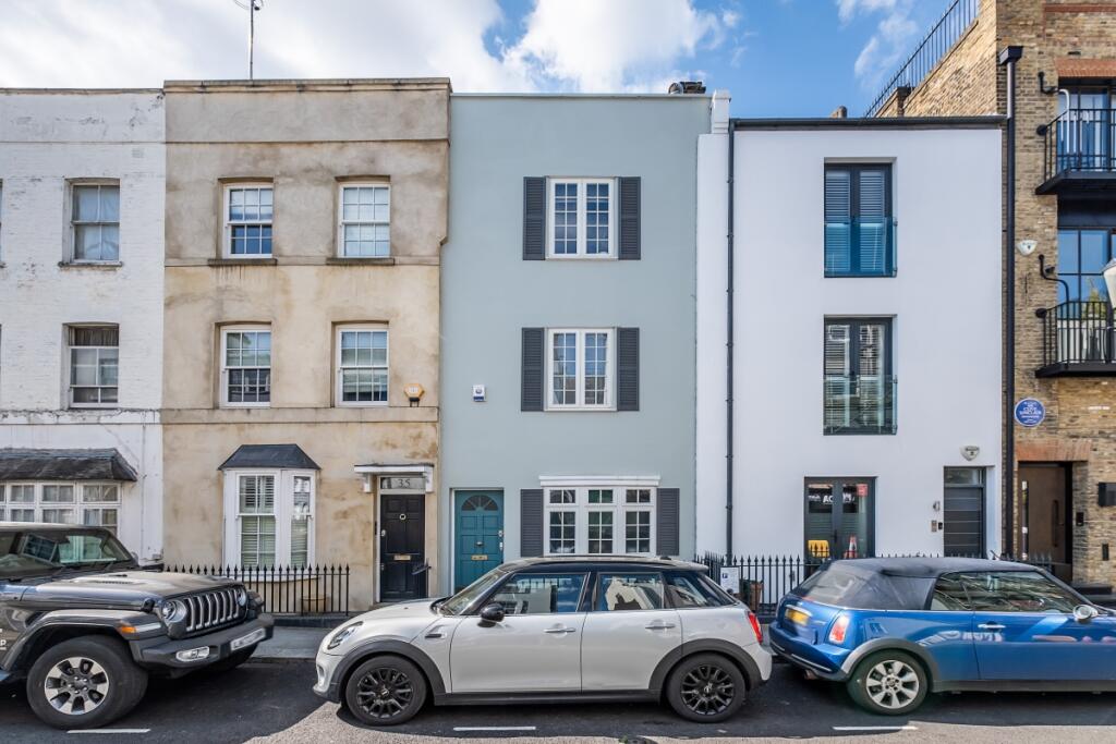 3 bed Detached for rent in Chelsea. From Hamptons - Sloane Square