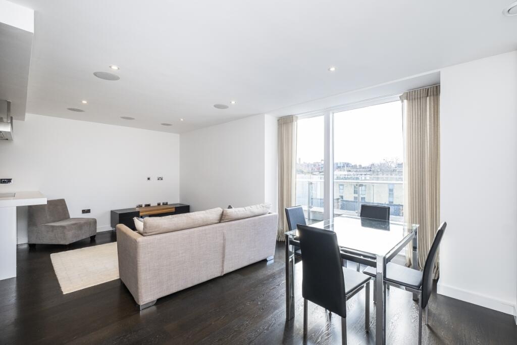 3 bed Apartment for rent in Chelsea. From Hamptons - Sloane Square