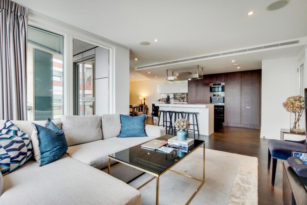 3 bed 1st Floor Flat for rent in Chelsea. From Hamptons - Sloane Square
