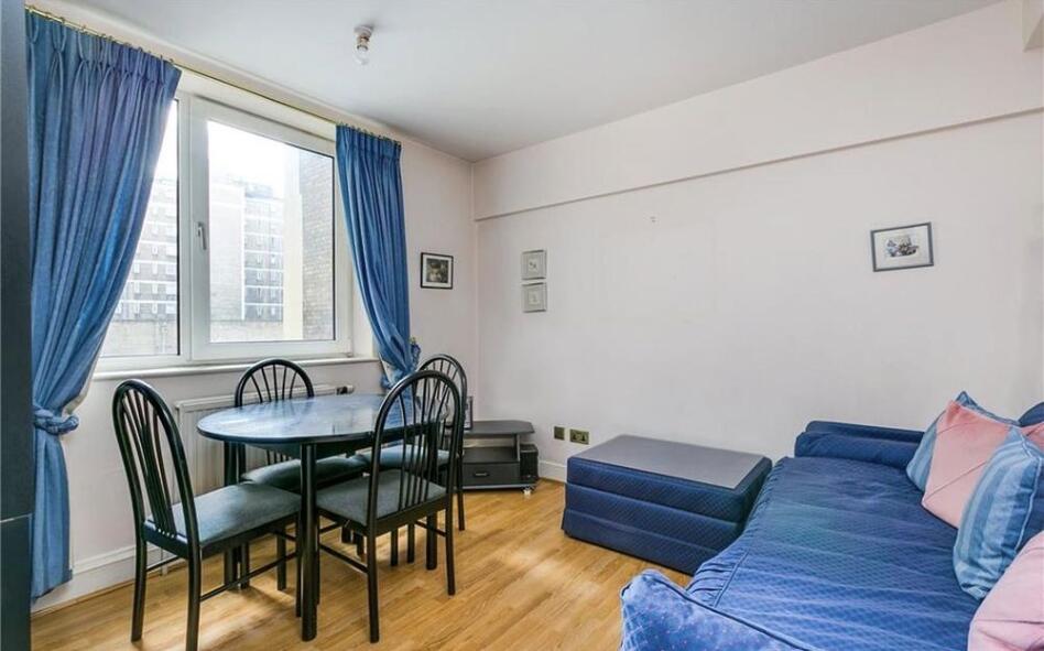 1 bed 1st Floor Flat for rent in Chelsea. From Hamptons - Sloane Square 1 bed 1st Floor Flat for rent in Chelsea. From Hamptons - Sloane Square