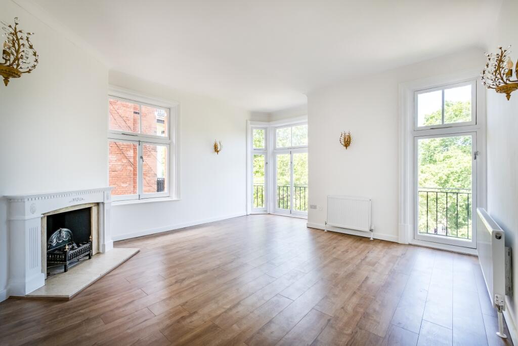 2 bed 1st Floor Flat for rent in Chelsea. From Hamptons - Sloane Square 2 bed 1st Floor Flat for rent in Chelsea. From Hamptons - Sloane Square