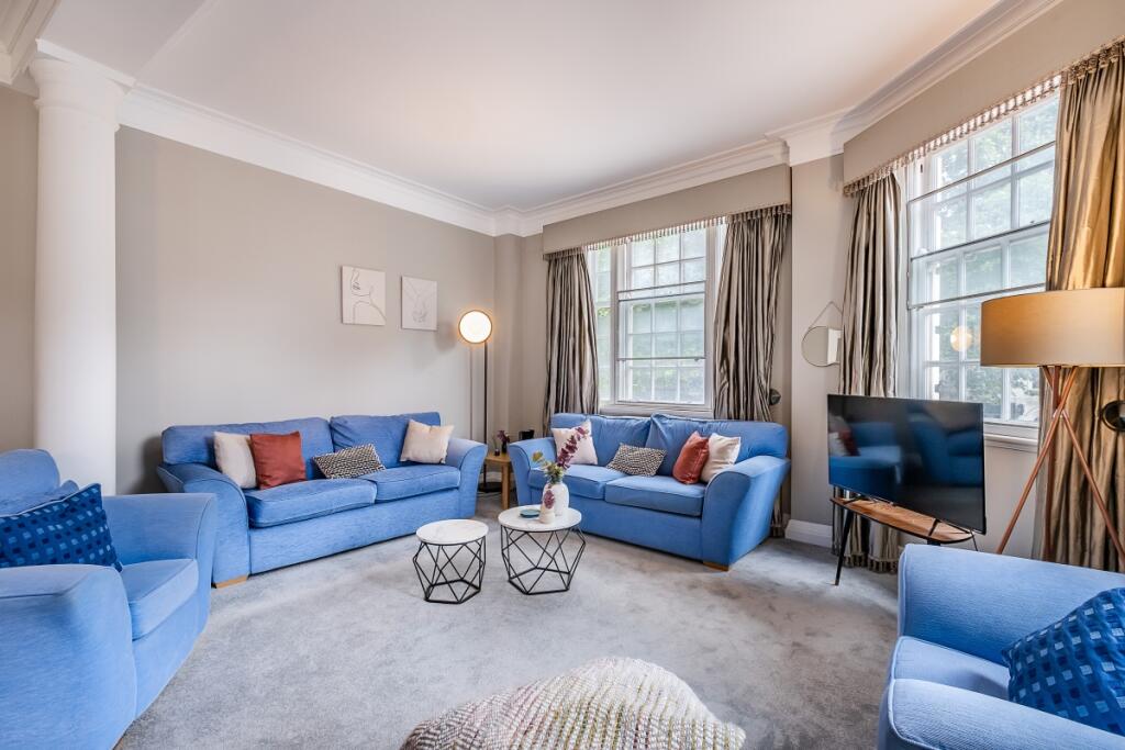 2 bed Apartment for rent in Chelsea. From Hamptons - Sloane Square 2 bed Apartment for rent in Chelsea. From Hamptons - Sloane Square