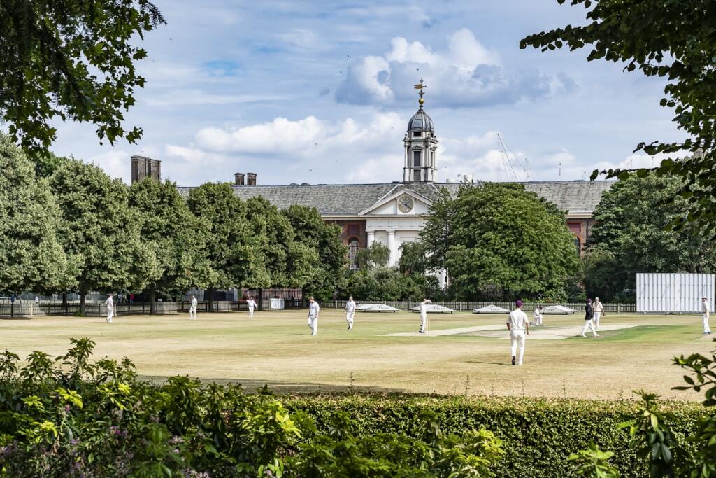 2 bed Apartment for rent in Chelsea. From Hamptons - Sloane Square 2 bed Apartment for rent in Chelsea. From Hamptons - Sloane Square