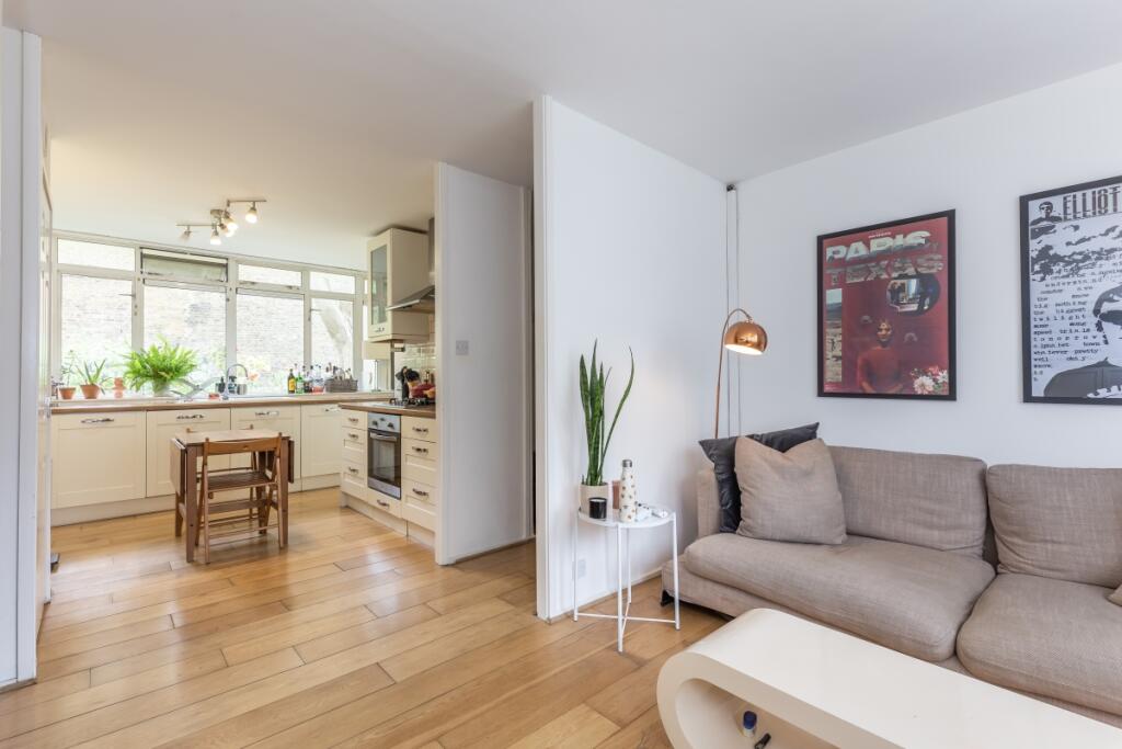 2 bed Apartment for rent in Paddington. From Hamptons International Sales - St. Johns Wood