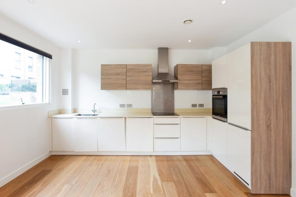 2 bed Apartment for rent in Hampstead. From Hamptons International Sales - St. Johns Wood