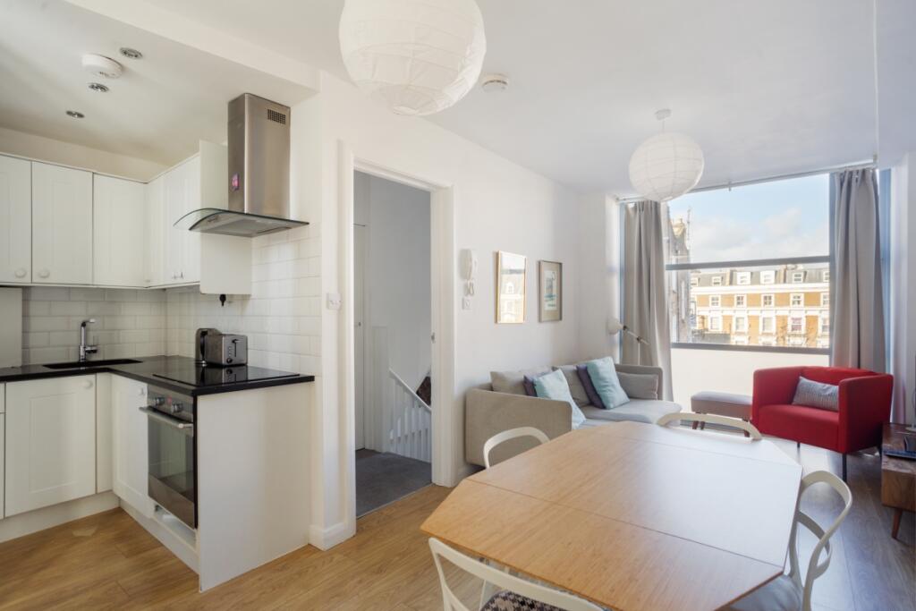 2 bed 1st Floor Flat for rent in Paddington. From Hamptons International Sales - St. Johns Wood