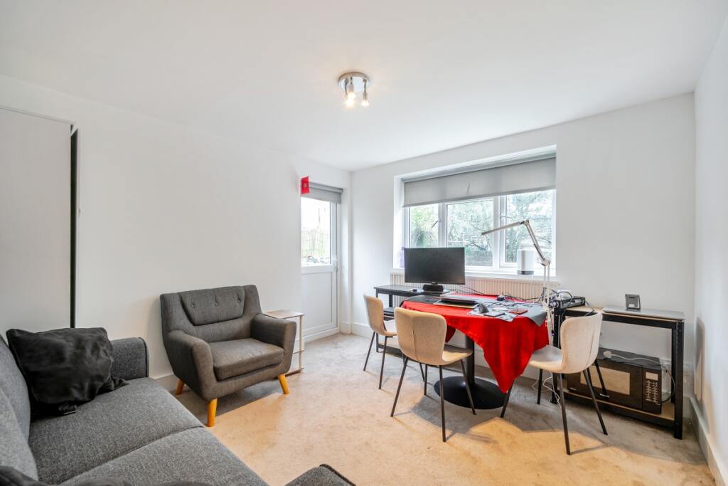 1 bed 1st Floor Flat for rent in Paddington. From Hamptons International Sales - St. Johns Wood