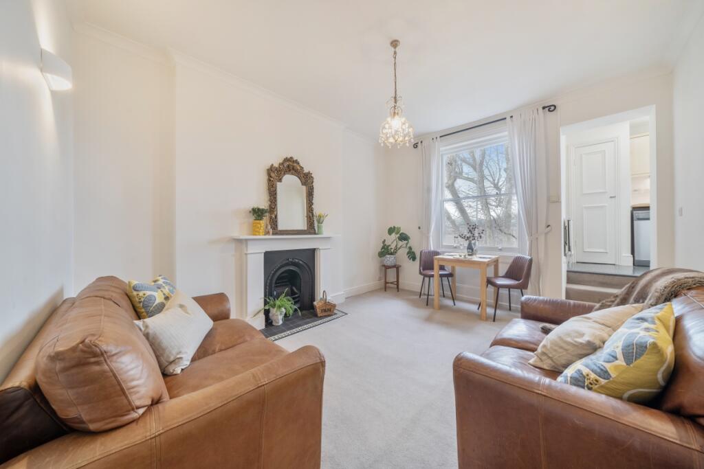 2 bed 1st Floor Flat for rent in Paddington. From Hamptons International Sales - St. Johns Wood