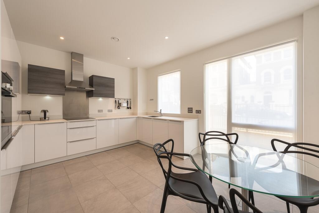 3 bed Apartment for rent in Hampstead. From Hamptons International Sales - St. Johns Wood 3 bed Apartment for rent in Hampstead. From Hamptons International Sales - St. Johns Wood