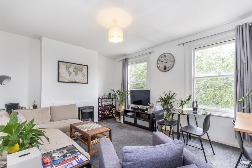 1 bed 1st Floor Flat for rent in Paddington. From Hamptons International Sales - St. Johns Wood
