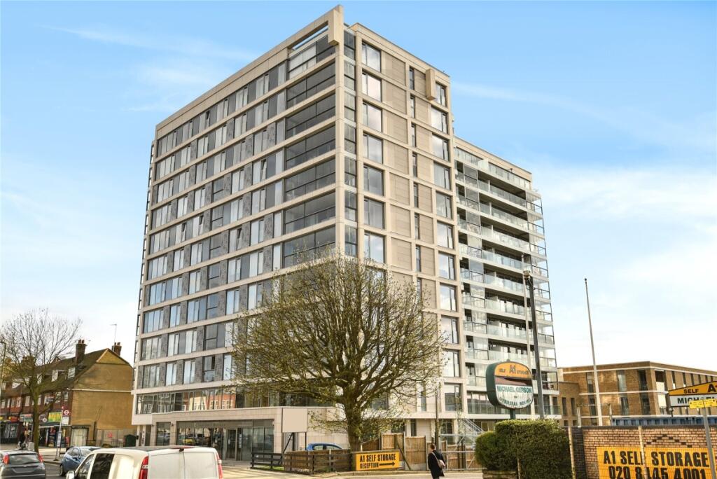 1 bed Apartment for rent in Barnet. From Hamptons - Totteridge & Whetstone