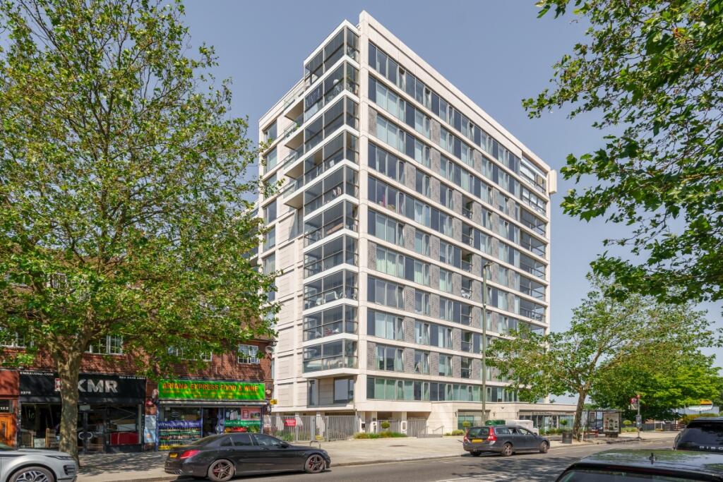 2 bed Apartment for rent in Barnet. From Hamptons - Totteridge & Whetstone
